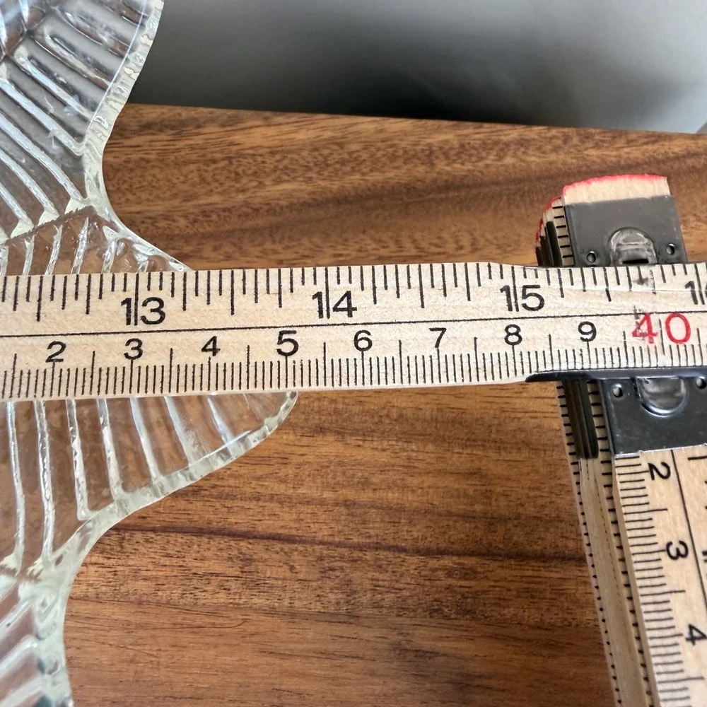 LE Smith Glass Basket Vintage Clear Herringbone Feather Pattern Scalloped Edge